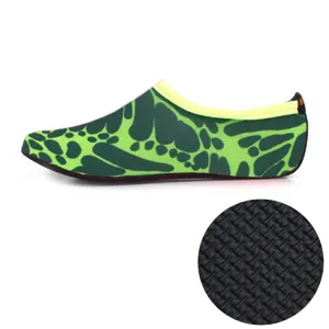 3mm Non-slip Rubber Embossing Texture Sole Figured Diving Shoes and Socks, One Pair, Size:M (Green)