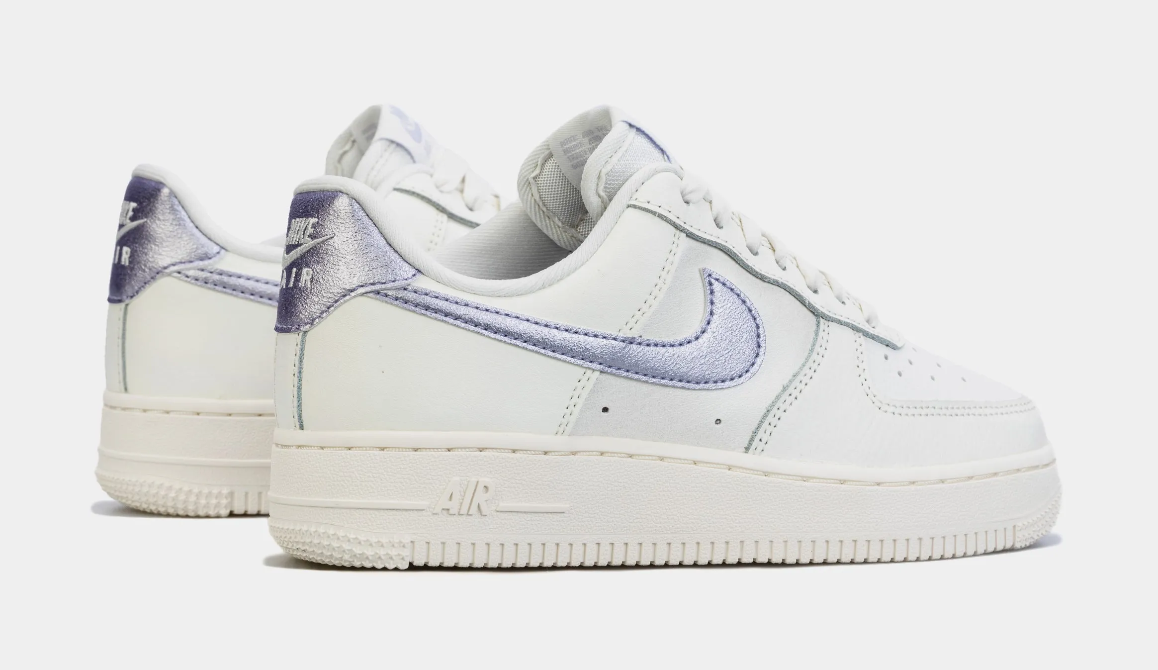 Air Force 1 '07 Essentials Womens Lifestyle Shoes (White/Purple)