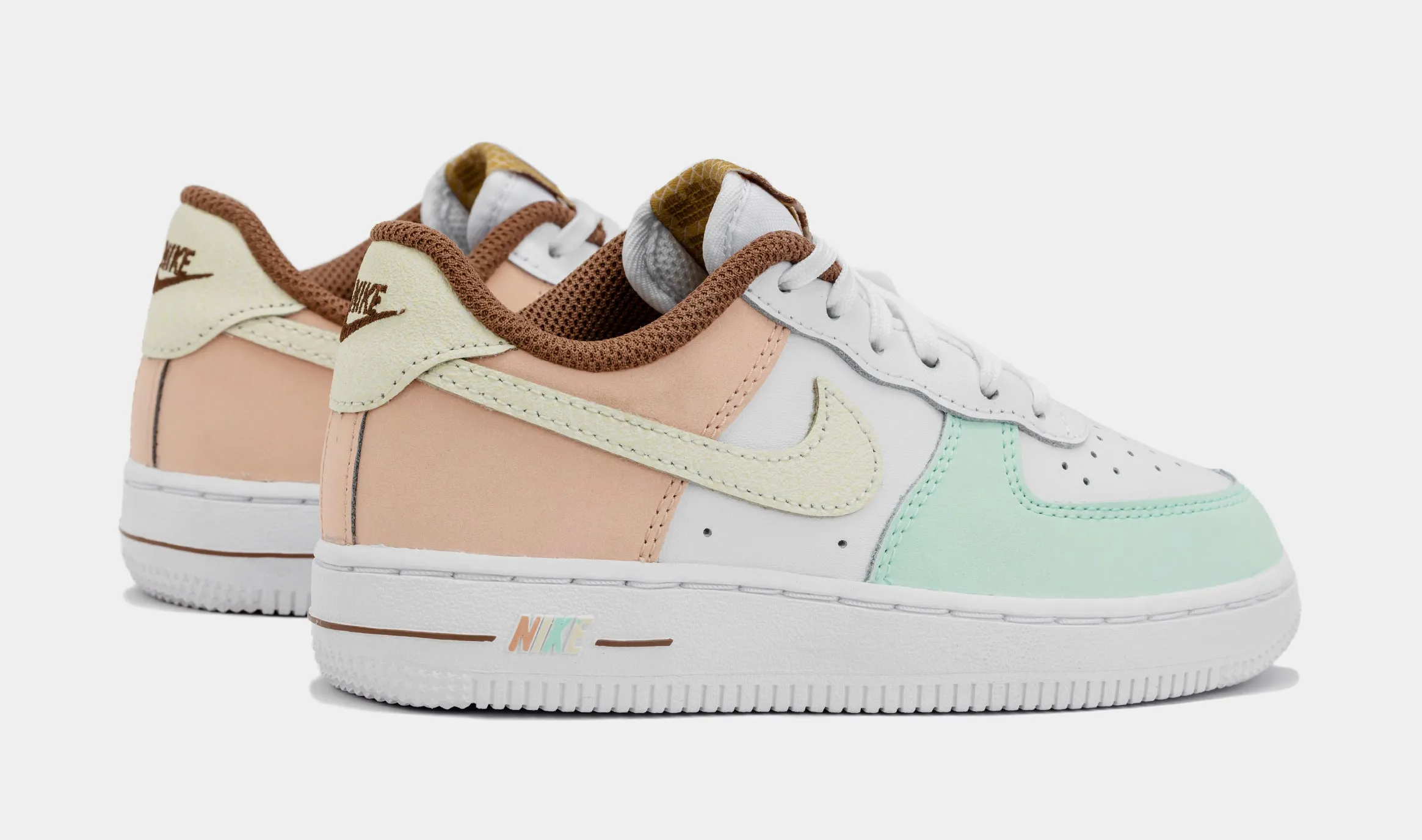 Air Force 1 LV8 Prechool Lifestyle Shoes (White/Pink)