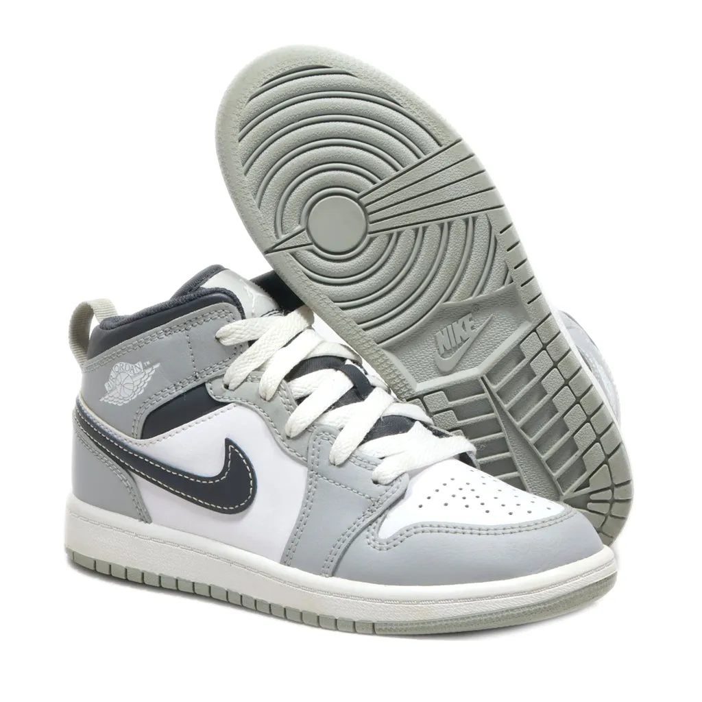 Air Jordan Air Jordan 1 Sneakers Leather Grey Colour For Kids