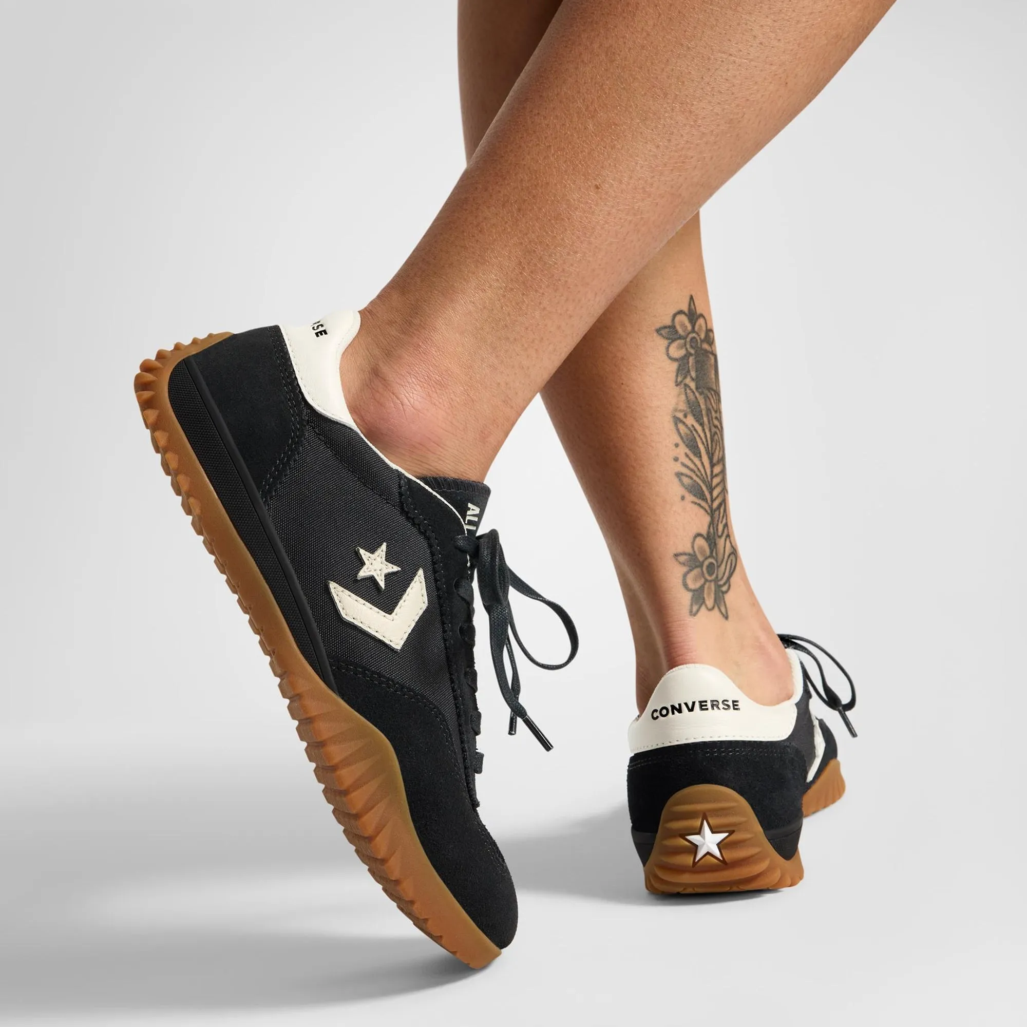 CONVERSE | RUN STAR TRAINER { BLACK/EGRET/HONEY