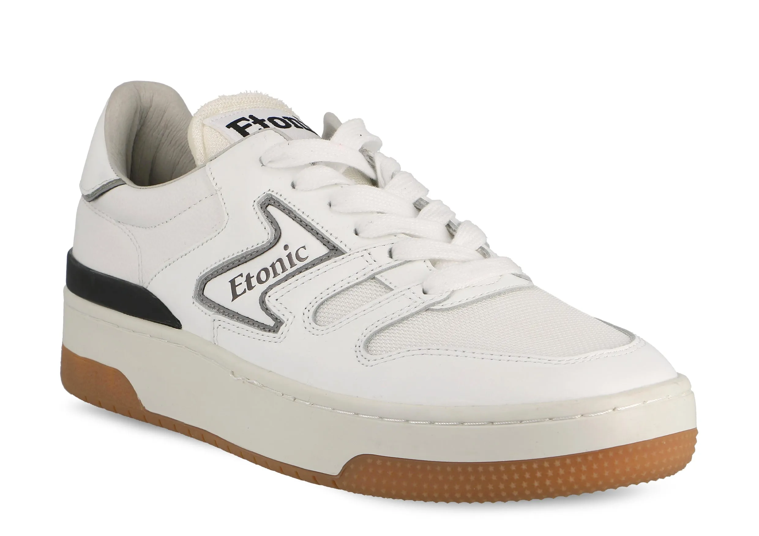 Etonic B481 sneakers in white leather, white mesh and black details with white midsole and honey bottom outsole.