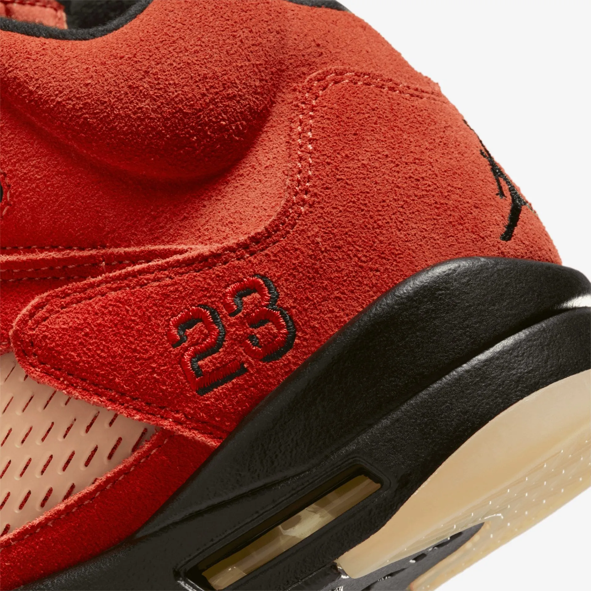 Jordan | WMN'S AIR JORDAN 5 RETRO  { BLACK/FIRE RED