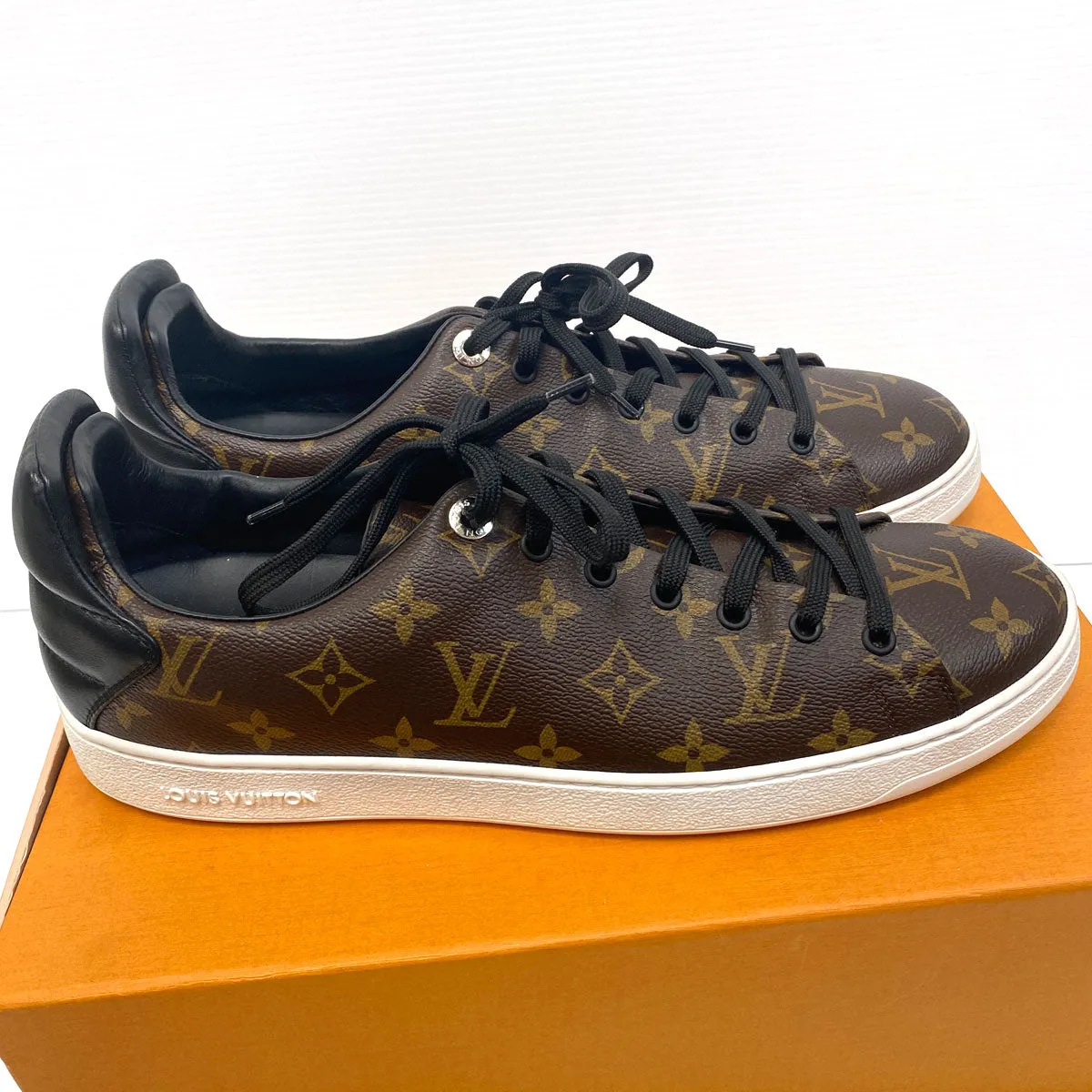 Louis Vuitton Monogram Frontrow Sneakers