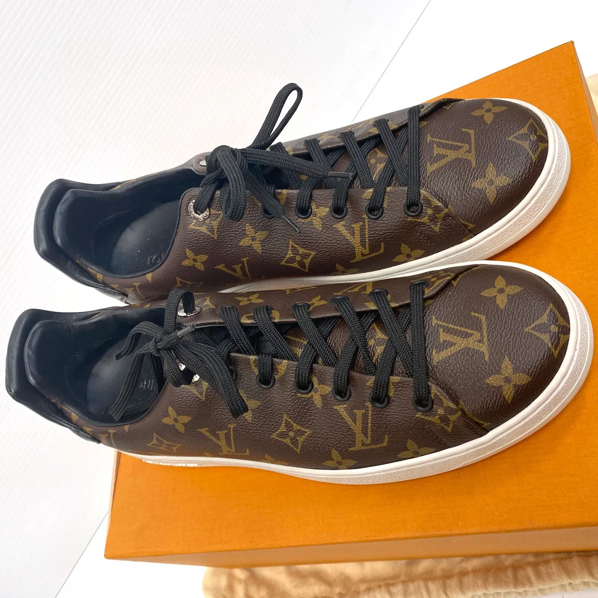 Louis Vuitton Monogram Frontrow Sneakers