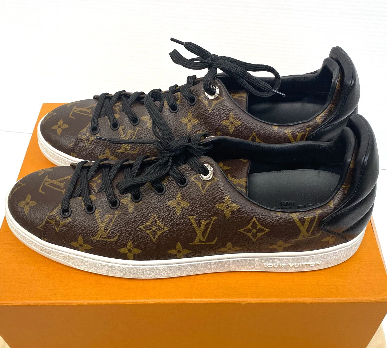 Louis Vuitton Monogram Frontrow Sneakers