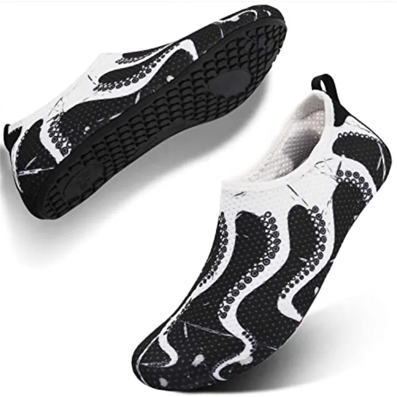 Men And Women Aqua Shoes For Swimming