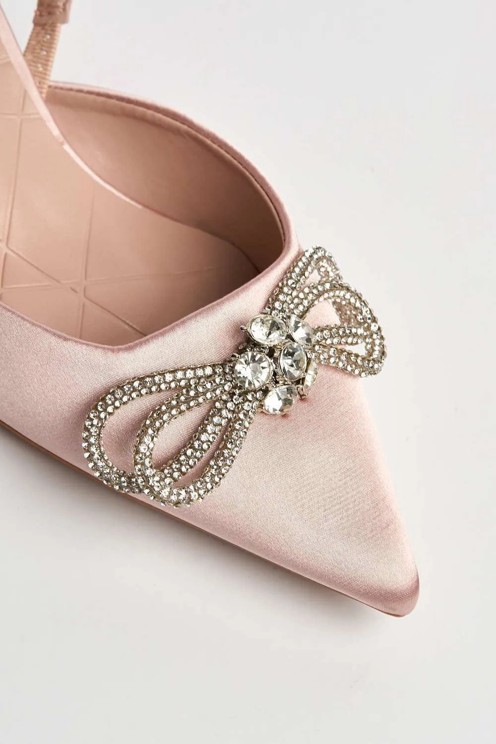 Nia Diamante Bow Detail Kitten Heel Court Shoes in Champagne