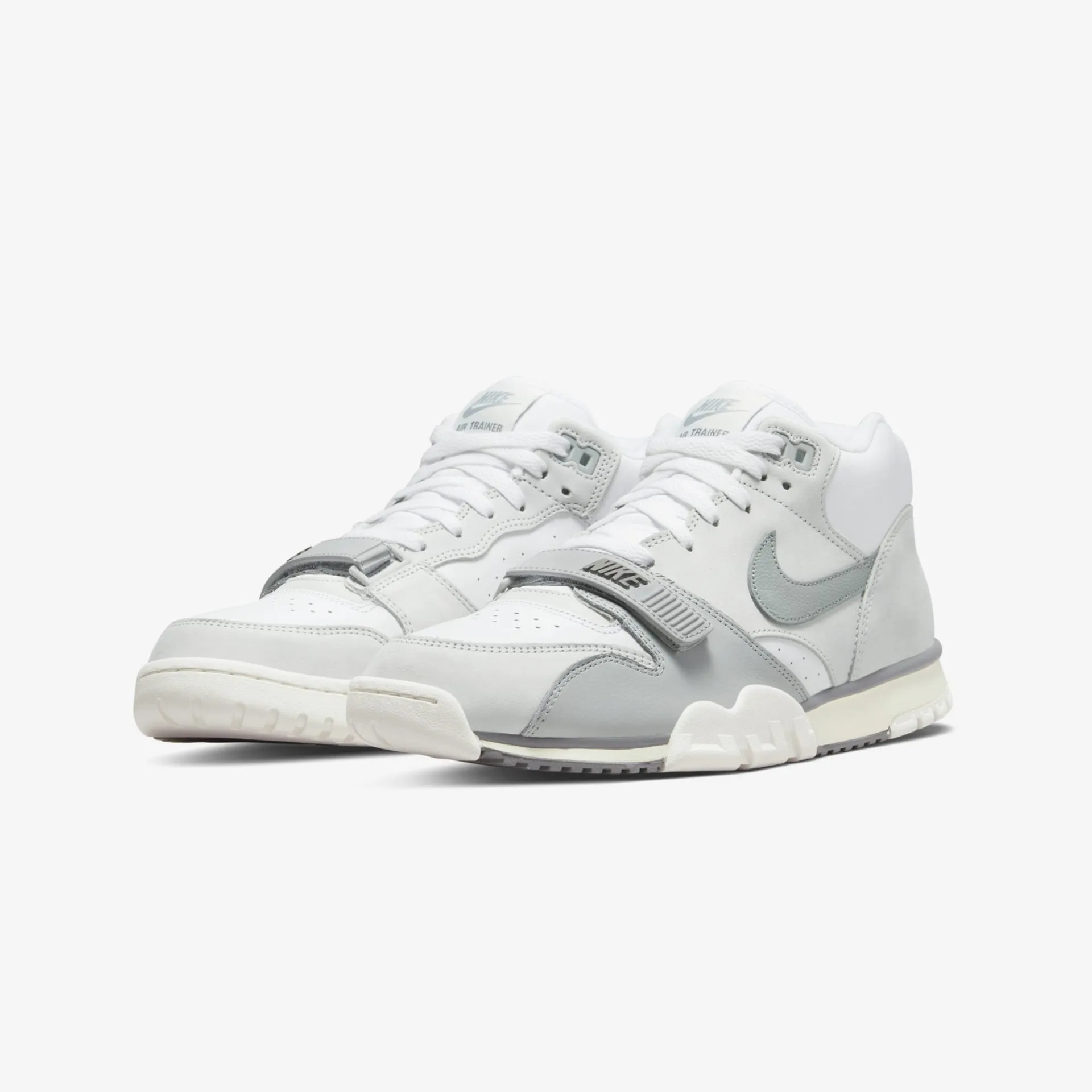 Nike | AIR TRAINER 1  { PHOTON DUST/LIGHT SMOKE