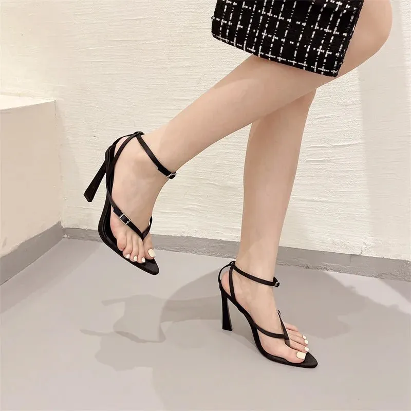 Women New Flip Flop Black Sandalias Mujer Rhinestone Stilettos Heels Dressing Shoes Ladies Sandals